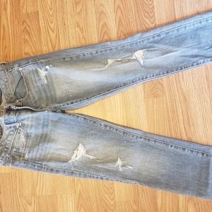 American eagle distraught jeans